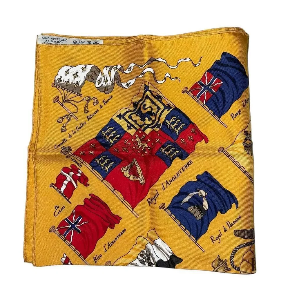 Hermes Carré 45cm 16” Square PAVOIS Silk Scarf Yellow x Multicolor W/Box - Picture 12 of 16